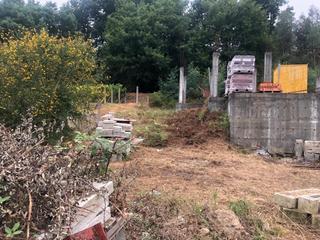 Terreny residencial a Gondomar. Se vende parcela con casa en construcción en villaza, gondomar