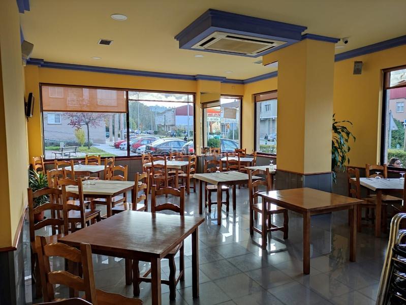 Foto a66da471-c1f8-4b73-b761-716a14d4de46. Local comercial amplia y luminosa cafetería en Mariñamansa Ourense