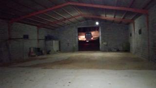 Nau industrial a Coles. Nave industrial  lugar sequeiros as batocas