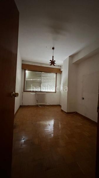 Foto f070b634-d98d-4441-9778-fc2d150735c6. Pis amb calefacció a Ribadavia