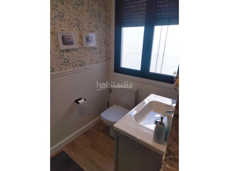 Foto f40c215b-9597-44a8-b141-c01fef8d0434. Chalet adosado en barra de miño en A Ponte Ourense
