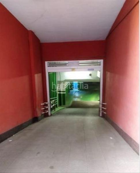 Foto ceb307fd-9e44-4ffe-83ef-7865d0ebcc93. Posto auto in Centro Ourense