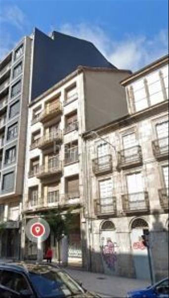 Foto 8254e48d-9ef8-4ccd-a505-4c011fc16286. Edificio edifcio Centro en Centro Ourense