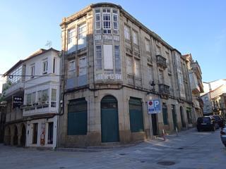 Edifici a Caldas de Reis. Se vende edificio en casco histórico caldas de reis