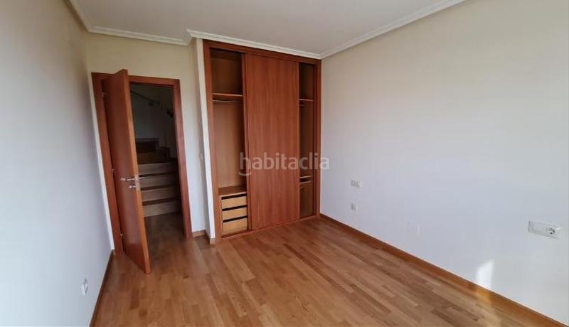 Foto 213dfc38-00d0-4244-83ba-cce629b05755. Location attique avec chauffage dans Ventiun Ourense