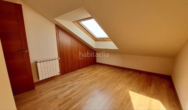 Foto b45d436d-3792-44a4-8d93-52ecf90ebfb4. Location attique avec chauffage dans Ventiun Ourense