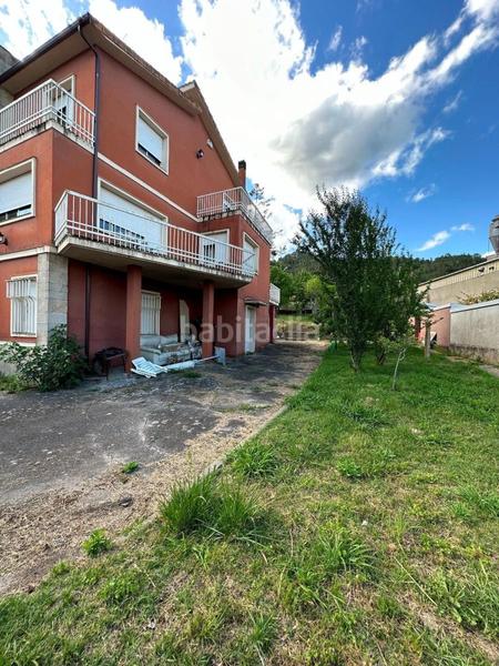 Foto bc4a423d-bda6-40fa-a0dd-0506dfbcd3cd. Chalet with parking in San Rosendo Ourense