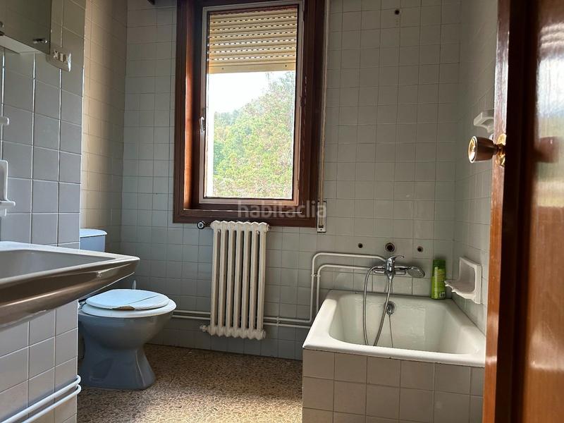 Foto 92943edd-cb3f-4530-b68a-60280229a558. Chalet avec parking dans San Rosendo Ourense