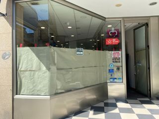 Local Comercial  Calle vicente risco. En venta o alquiler bajo comercial amplio y céntrico en villagar