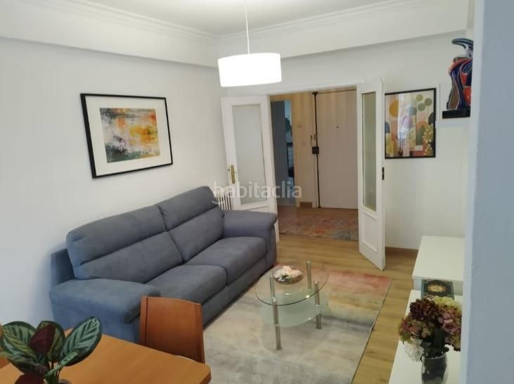 Foto a8875e09-ac53-4d94-98c7-7469288030b8. Rent flat with heating in Centro Ourense