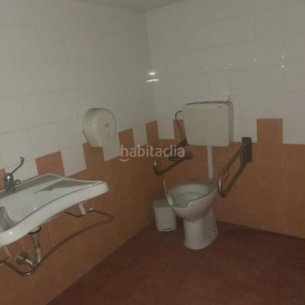 Foto ddcd77e2-adff-4371-b211-039c5ebfd9ed. Lloguer local comercial a Sardoma - Castrelos Vigo