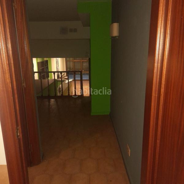 Foto 2aa01b2b-f7c2-47c0-a9f6-f7c66ebc471b. Location local commercial dans Sardoma - Castrelos Vigo