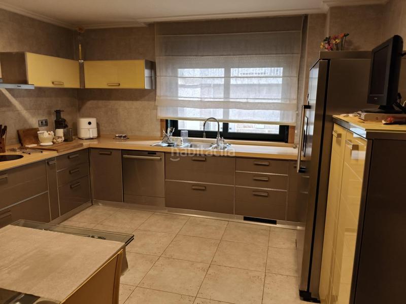 Foto 6b7060f4-2cfa-4adf-9c9e-e629d973c60e. Duplex avec chauffage parking dans Universidad Ourense