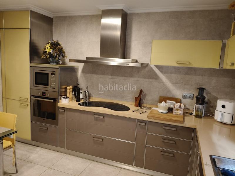 Foto be2608d2-26a6-4d4f-b5bd-d86cebbecf0e. Duplex avec chauffage parking dans Universidad Ourense