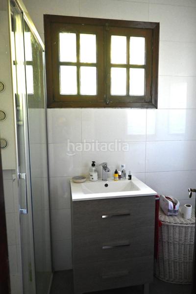 Foto d0bf22f3-0714-400d-b984-b188397a2c3e. Haus mit heizung parking in Cambados