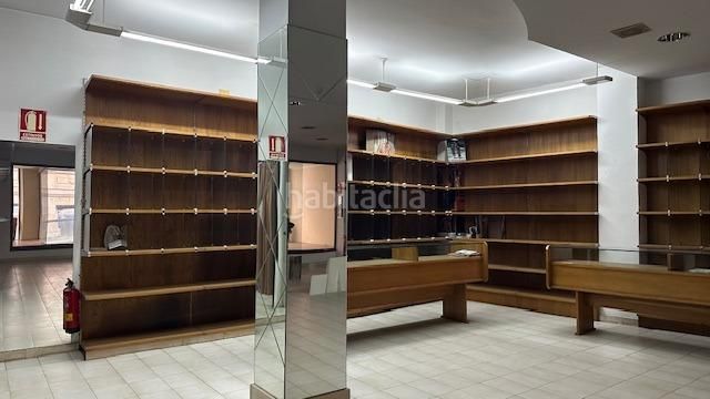 Foto b7700a4e-b194-4702-935f-3bc9ec5d0130. Lloguer local comercial a Centro Ourense