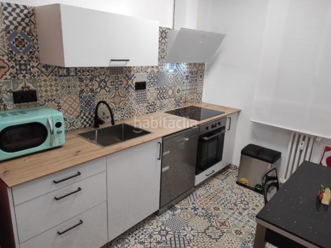 Foto 89bf9bca-f0f4-4fa1-93b0-77b189bfaf37. Rent flat with heating in Centro Ourense