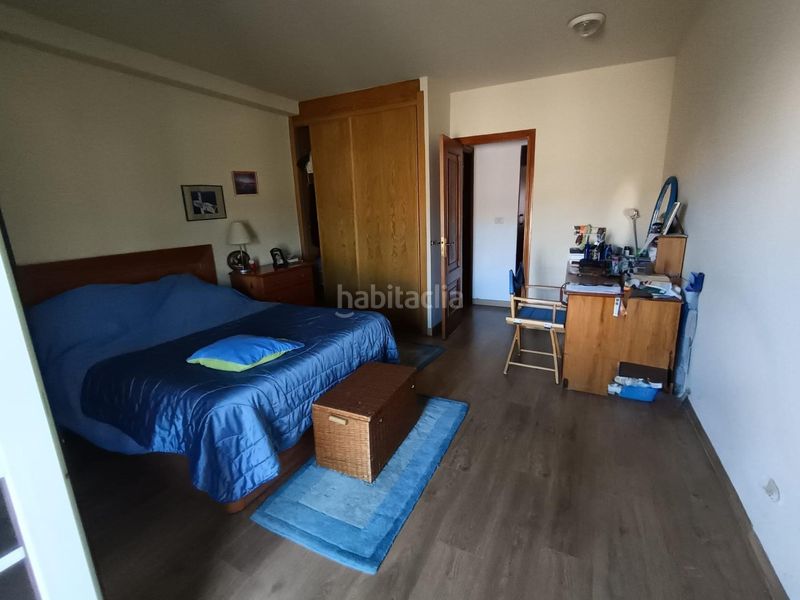 Foto e617fcb4-22c0-4f19-88a9-57ac0b821ce0. Casa aparellada a Cambados