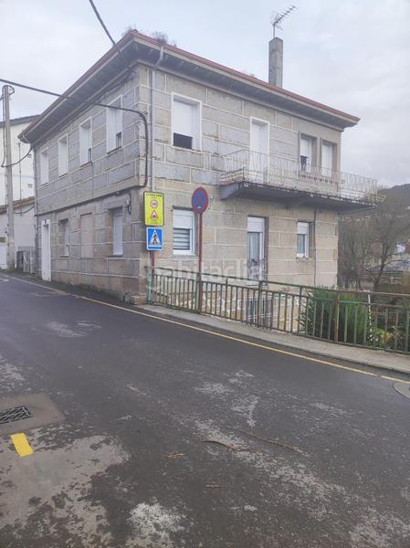 Foto b05813ae-c168-4503-92b2-b7af41045842. Rent flat in As Lagoas Ourense