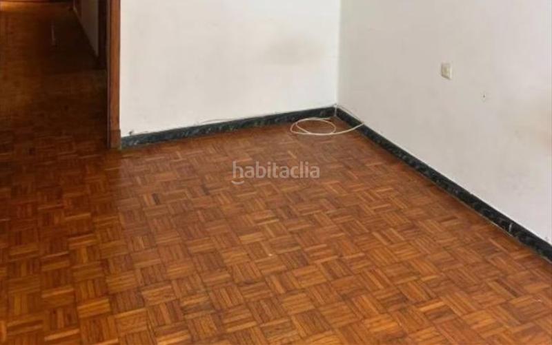 Foto dfe6e2ec-3fac-48d0-8f48-03b33bc39946. Pis a A Ponte Ourense