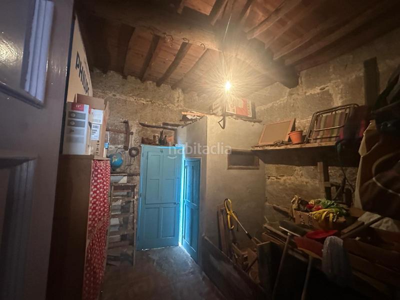 Foto 068eb889-85fc-41e5-9e5f-efef7144515a. Casa  de dos plantas con bodega y bajo cubierta en Ourense