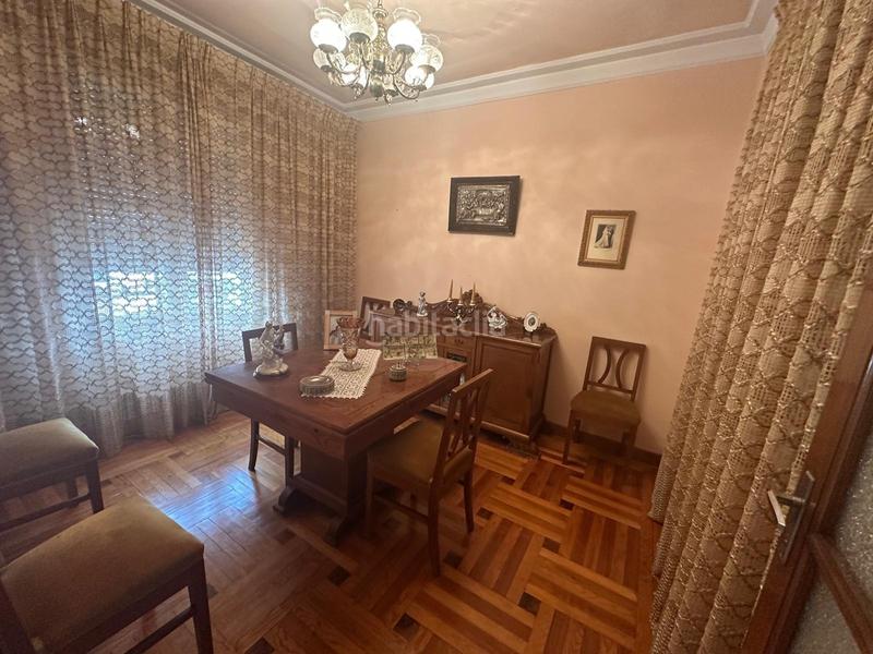 Foto 123142b1-80a6-472e-afa9-6f906ff71278. Casa  de dos plantas con bodega y bajo cubierta en Ourense