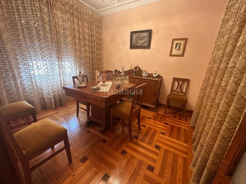 Foto 619296fc-75a2-4dd9-a95a-61704bfd9dbe. Casa  de dos plantas con bodega y bajo cubierta en Ourense