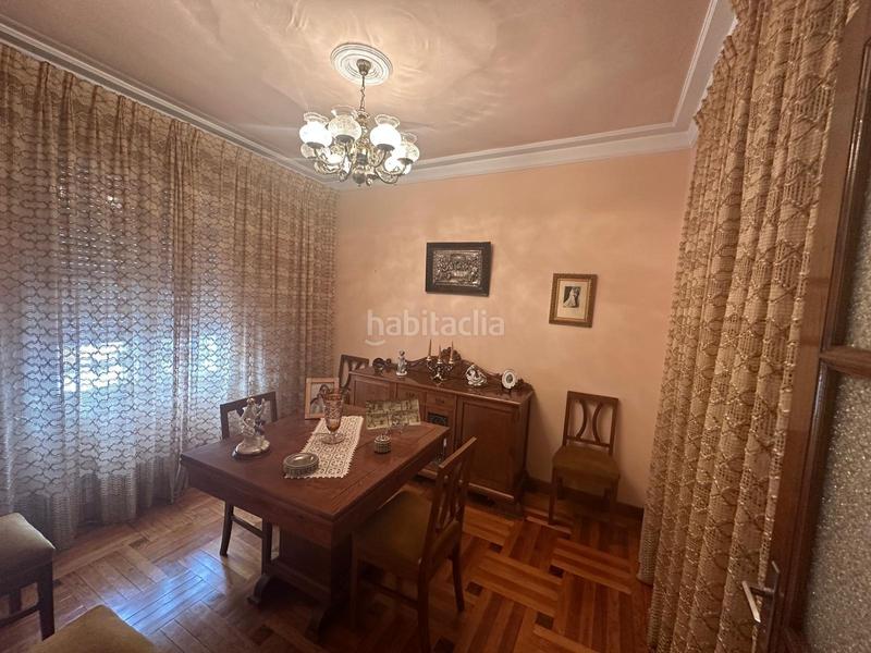 Foto b05d9661-ce49-4c31-af5b-6139111101ca. Casa  de dos plantas con bodega y bajo cubierta en Ourense