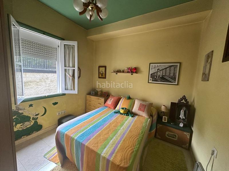 Foto ce7f1a1d-a4b1-4617-8620-3ac8b6071872. Casa  de dos plantas con bodega y bajo cubierta en Ourense