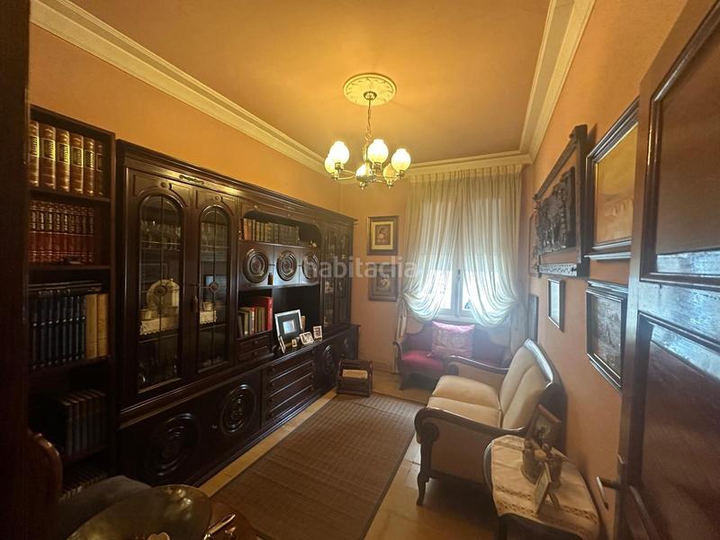 Foto ebf8bf69-19e1-44d8-a026-8517b7382881. Casa  de dos plantas con bodega y bajo cubierta en Ourense