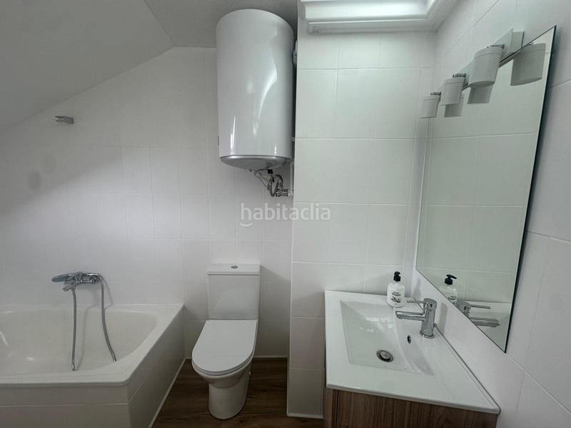Foto acb85671-680d-4c46-8609-b957acf5a703. Alquiler apartamento se alquila piso en Centro en Ourense