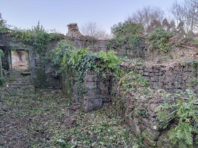 Foto c4666fa4-9157-48fc-9591-f21bb2e45065. Finca rústica terreno en venta en a esculca salcedo en Pontevedra