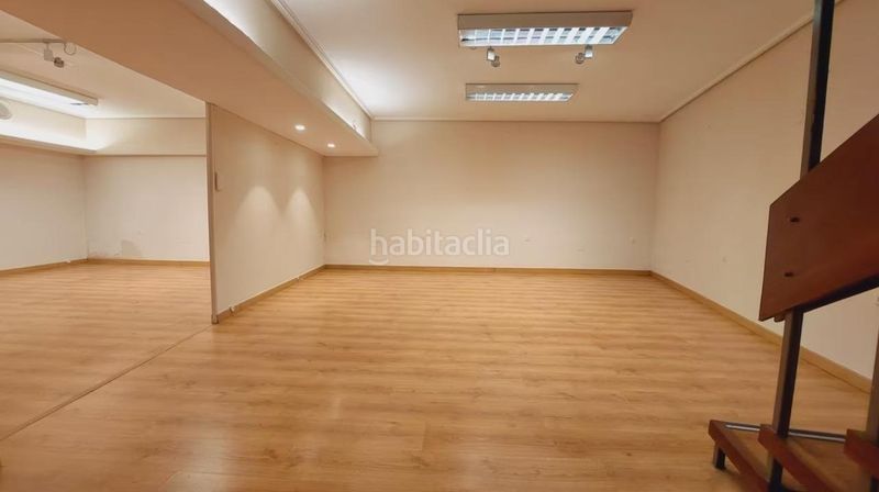 Foto 2b49e5f2-0af6-46cf-8e93-9c93c0616a53. Lloguer local comercial a Centro Ourense