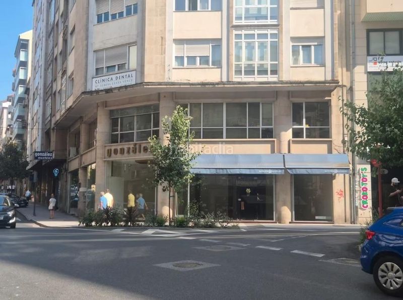 Foto f9f60e86-a0aa-4829-a3a7-ffd2c07b4d93. Lloguer local comercial a Centro Ourense