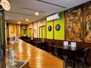 Lloguer Local Comercial a Casco Viejo. Se traspasa tapería en los vinos