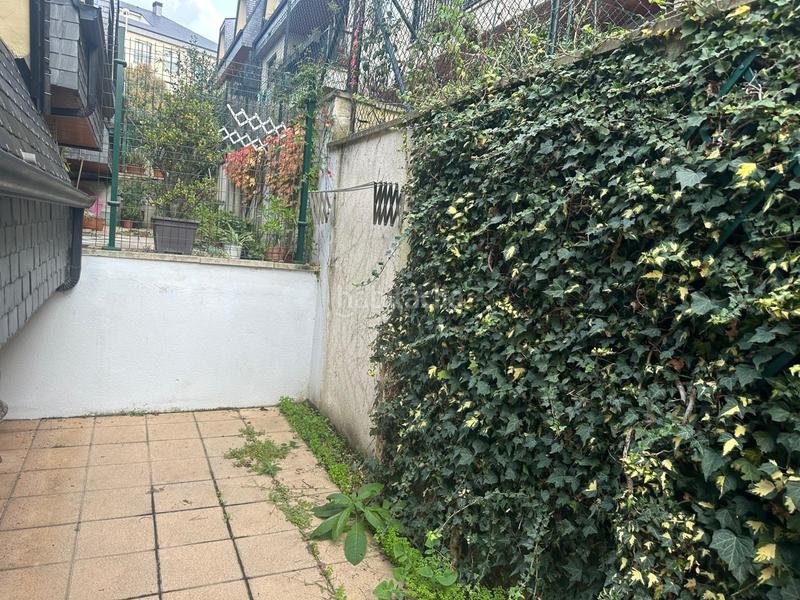 Foto b877e45c-704b-4433-bc4f-2943e657b249. Reihenhaus mit heizung parking in Universidad Ourense