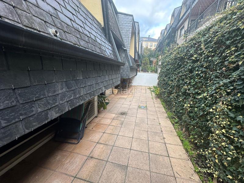 Foto ee2475fe-2f9b-4e60-9e03-6ae51f397a1b. Reihenhaus mit heizung parking in Universidad Ourense