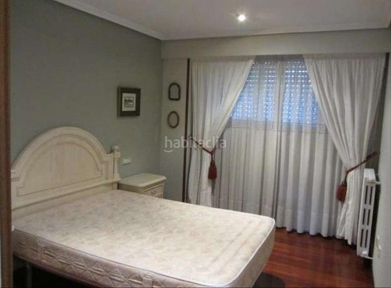 Foto 85403b7d-afaf-4b15-ad1e-b838002bf272. Alquiler piso  Centro en Centro Ourense