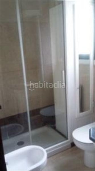 Foto 25056946-e472-4ec4-9f6c-571bb2934997. Lloguer pis amb aparcament a Centro Ourense