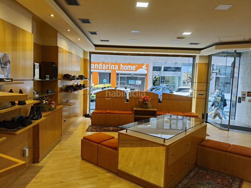 Foto f8ba371d-7bde-460f-9bac-3e2dc1767d2c. Alquiler local comercial  Centro en Ourense