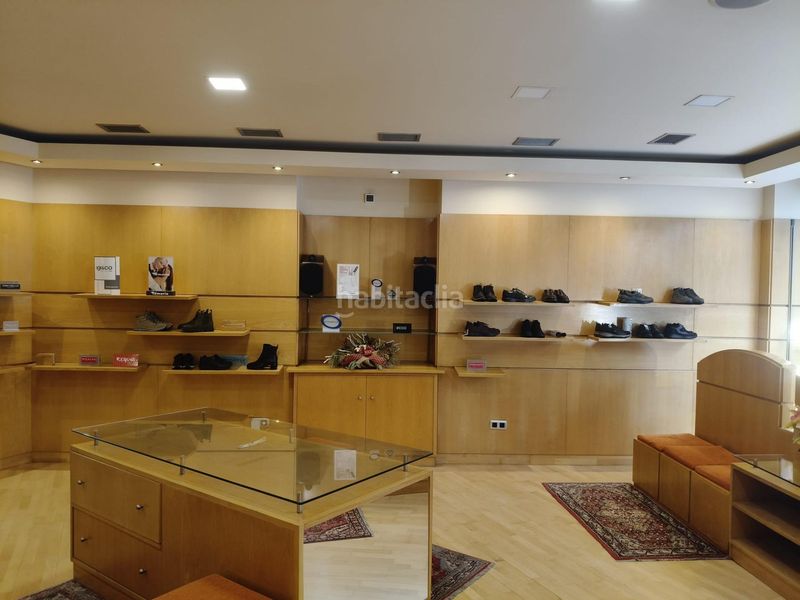 Foto 832802da-50cf-4b84-b970-deaa95a448ba. Lloguer local comercial a Centro Ourense