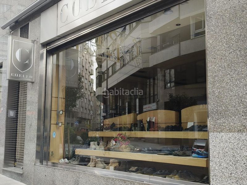 Foto dead68cc-8718-4162-844d-64d2f276696d. Lloguer local comercial a Centro Ourense
