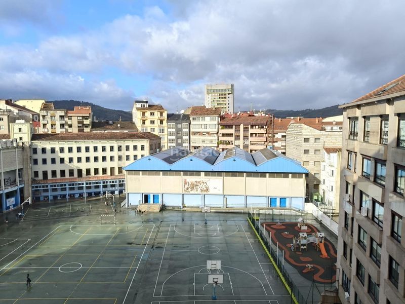 Foto cb79bed9-8b26-4654-8557-57c66c924f8a. Pis a Centro Ourense