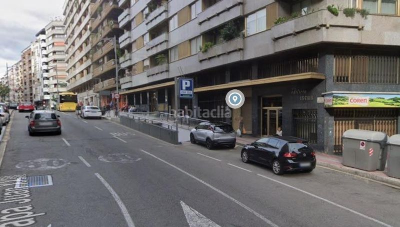 Foto eb9a1aaa-5768-4028-891f-4b948c688e96. Aparcament cotxe a Centro Ourense