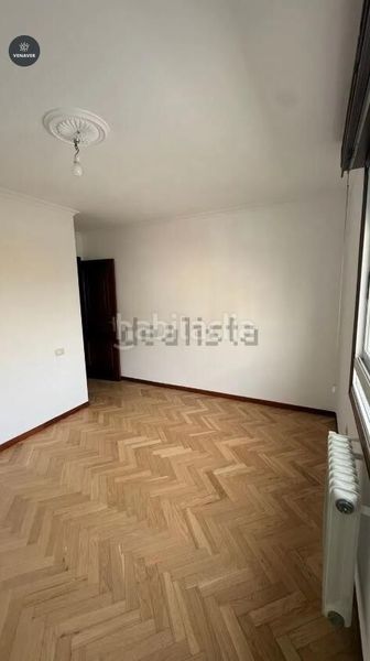 Foto 06cbe957-9fa3-445b-9ee2-b8a66e2cc085. Pis amb aparcament a Barbadás