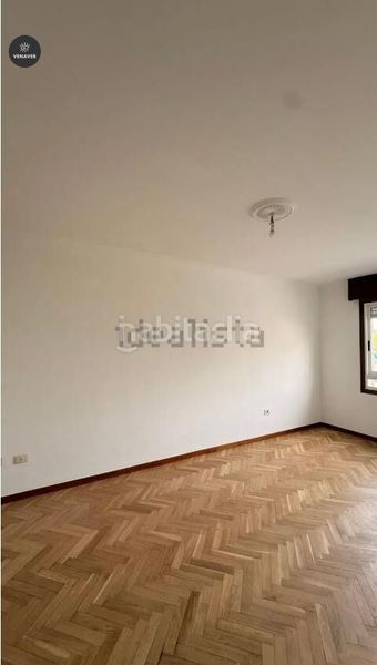 Foto aecd1913-1eec-4ec4-a30b-5f7f5fa40ed5. Pis amb aparcament a Barbadás