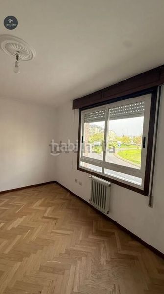 Foto af2c3d71-2d99-4c9b-9929-4ccb3d743f1e. Pis amb aparcament a Barbadás