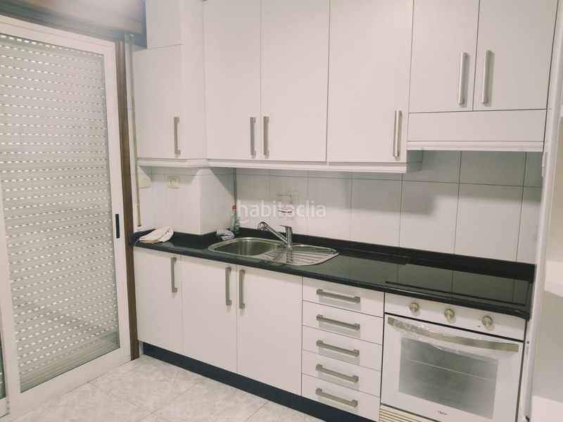 Foto b830763a-51e0-45b6-96b5-2b037e75794f. Pis amb aparcament a Barbadás