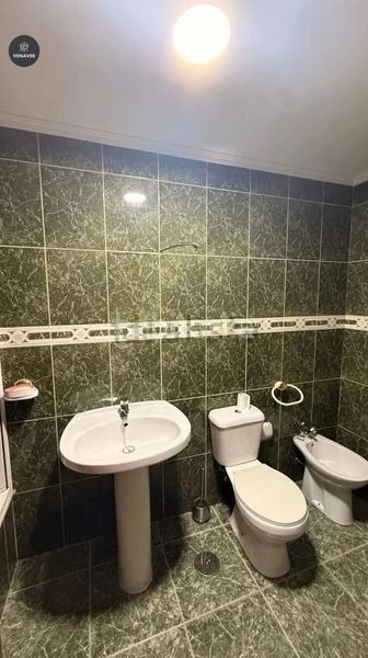 Foto cf7e8a8f-c0ca-45a6-b451-9af0b8d8ff87. Pis amb aparcament a Barbadás