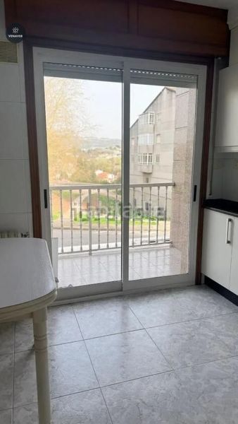 Foto e702a51d-ccf6-45bc-8e4c-ba247c4f5608. Pis amb aparcament a Barbadás